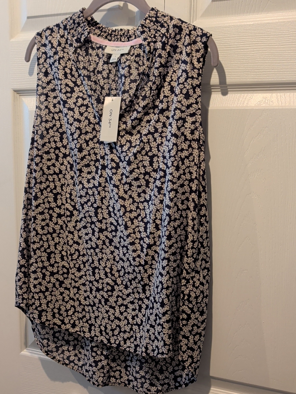 On 34th Navy Floral Sleeveless Camisole